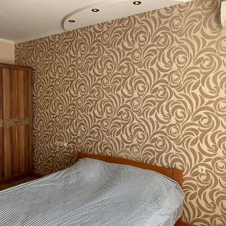 Staroportofrankovskaya & Pastera Street Apartment Odesa