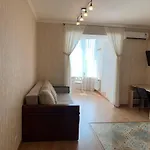 Staroportofrankovskaya & Pastera Street אודסה